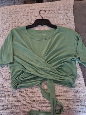 aerie Sage Green Tie-Front Crop Top